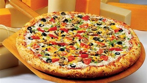 بيتزا شاورما لحم وسط