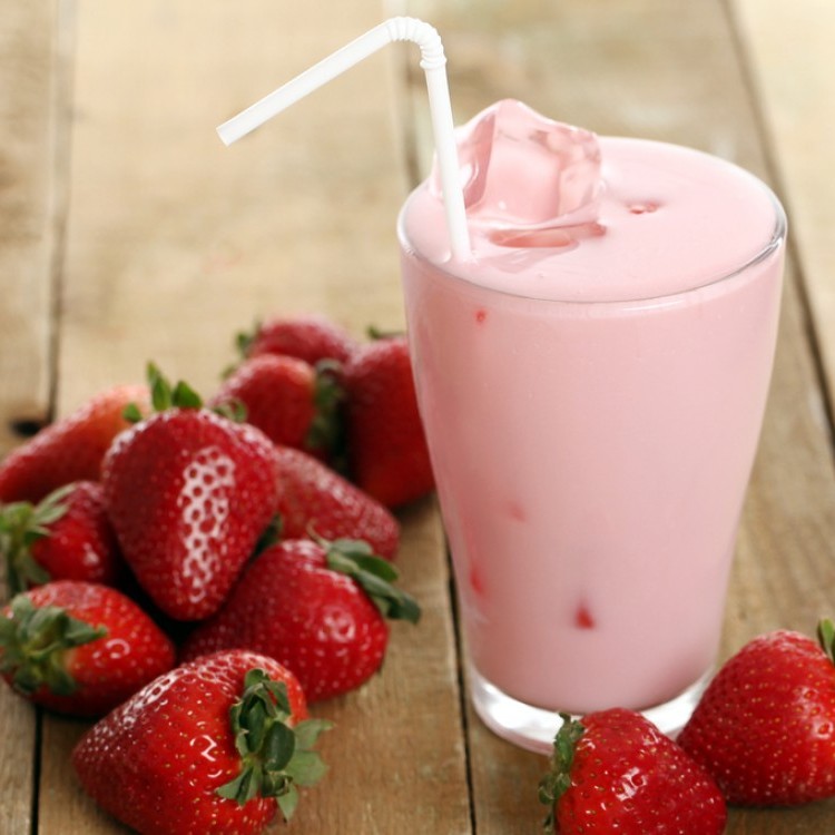 سموذي باختيارك ( ريد بول - فراولة - ليمون - مانجو - دراق - باشن فروت )